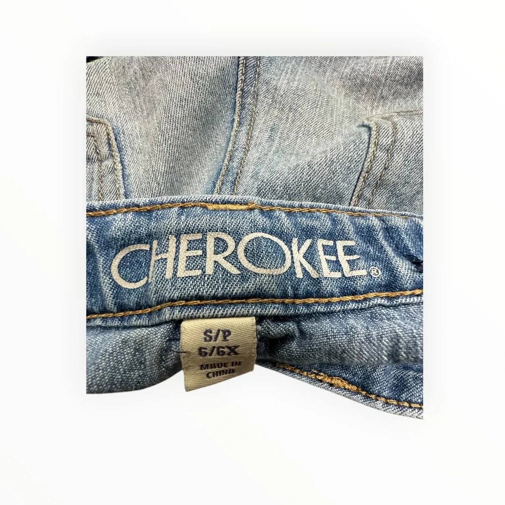 Cherokee Denim Shorts Girls 6/6X Blue Light Wash Cuffed Adjustable Waist Stretch